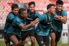Jelang Madura United vs Borneo FC, Pieter Huistra Beri Peringatan, Sangat Penting! - JPNN.com Kaltim