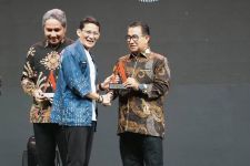 Akmal Malik Raih Penghargaan IDeaward 2024 Kategori Keberlanjutan  & Kreativitas Lingkungan - JPNN.com Kaltim