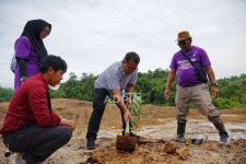 Akmal Malik: SMK Utama Al Jabar Pionir Selesaikan Masalah Lahan Eks Tambang di Kaltim - JPNN.com Kaltim