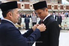 Sah, Abdul Rakhman Bolong Resmi Menjabat Anggota DPRD Kaltim Gantikan Seno Aji - JPNN.com Kaltim