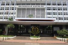 Jaksa Agung Mutasi Puluhan Pejabat, Hingga Kajati Lampung Heffinur  - JPNN.com Lampung