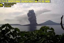 Gunung Anak Krakatau Kembali Erupsi Pagi Ini - JPNN.com Lampung