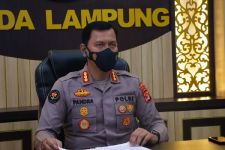 Viral Video Polisi Tilang Motor Baru, Kombes Zahwani Bereaksi - JPNN.com Lampung