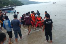 Terseret Ombak, Remaja Ini Ditemukan dengan Kondisi Menyedihkan, Astaga - JPNN.com Lampung