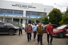 Bangunan Rumah Sakit Diduga Miring, Begini Komentar Direkturnya - JPNN.com Lampung