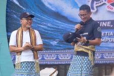 Sandiaga Uno: Krui Jadi Lokasi Selancar Terbaik Dunia - JPNN.com Lampung