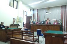 Majelis Hakim Pengadilan Negeri Tanjung Karang Vonis Bebas Pengendali 92 Kilogram Sabu-sabu - JPNN.com Lampung