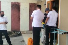 Remaja 15 Tahun Ditemukan Bersimbah Darah di Indekos, Kena 10 Tusukkan, Begini Kondisinya  - JPNN.com Lampung