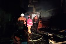 Kebakaran Lagi di Bandar Lampung, 4 Lapak di Pasar Bawah Ludes - JPNN.com Lampung