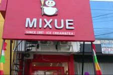 Kepala Toko Mixue Ice Cream & Tea Buka Suara Soal Karyawannya Memukul Driver Ojek Online - JPNN.com Lampung