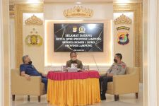 Ketua DPRD Bersama Rombongan Mendatangi Polda Lampung, Ada Apa? - JPNN.com Lampung