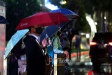 Prakiraan Cuaca Besok di Lampung, BMKG Mengimbau Masyarakat Waspada Hujan Disertai Angin Kencang - JPNN.com Lampung