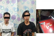 Simpan Benda Ini, Dua Pria di Bandar Lampung Diseret ke Kantor Polisi - JPNN.com Lampung