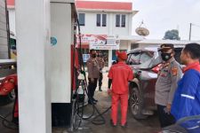 Dikabarkan BBM Bersubsidi Naik Per 1 September, Kapolres Lamtim Langsung Mengerahkan Personel, Lihat - JPNN.com Lampung