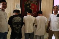 3 Pria di Tanggamus Cekoki Perempuan di Bawah Umur 4 Botol Minuman Keras, Lalu Melakukan sesuatu  - JPNN.com Lampung