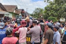 Kronologi Korban Gantung Diri di Tanggamus, Mengerikan - JPNN.com Lampung