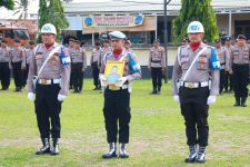 Bripka NA Polisi yang Bertugas di Humas Polres Lampung Timur Dipecat  - JPNN.com Lampung