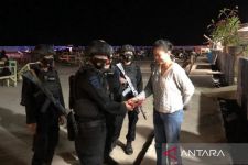 Teror Panah Menebar Ancaman di Bima, Brimob Periksa Warga - JPNN.com NTB