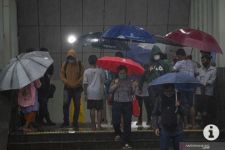 Cuaca NTB Hari Ini: Mataram Hujan Siang dan Malam, yang Bermalam Minggu Jangan Lupa Payung - JPNN.com NTB