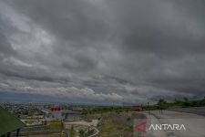 Cuaca Hari Ini: Mataram Dirundung Awan, eit Bukan Berarti Hujan - JPNN.com NTB