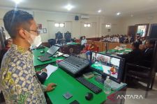 Sidang Bandar Narkoba Mandari di Mataram, Dapat Rp 50 Juta Seminggu - JPNN.com NTB