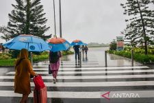 Cuaca NTB Hari Ini: Awas Angin Kencang, Wilayah Lain Ada Petirnya - JPNN.com NTB