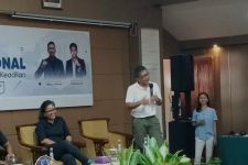Seminar di Mataram, Rocky Gerung: Menjaga Suhu Berpikir - JPNN.com NTB
