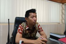 Diduga Curi HP Turis, Staf Bawaslu Lombok Tengah Dibekuk Polisi - JPNN.com NTB