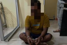 Simpan Sabu-sabu di Bawah Kasur, Pemuda di Lombok Tengah Dibekuk Polisi - JPNN.com NTB