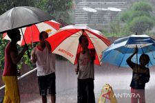 Cuaca Mataram Malam Ini: Siap-siap Diguyur Hujan Lagi - JPNN.com NTB