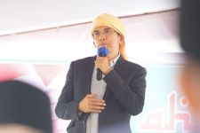 TGB Zainul Majdi Doakan Korban Gempa di Cianjur - JPNN.com NTB