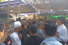 Diberi Uang Tali Asih, Warga Kampung Nelayan Bumbang Sepakat untuk Pindah - JPNN.com NTB