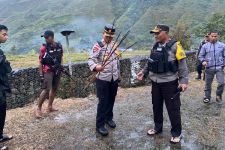 2 Kelompok Warga di Puncak Jaya Saling Serang Gegara Daging Babi, 7 Orang Terluka - JPNN.com Papua