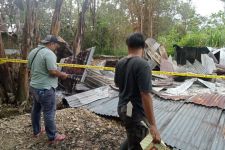 Satu Rumah Warga Dibakar, Polisi Kantongi Identitas 4 Terduga Pelaku - JPNN.com Papua