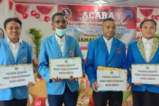 4 Mahasiswa Papua Dapat Beasiswa dari Kapolri Listyo Sigit, Selamat - JPNN.com Papua