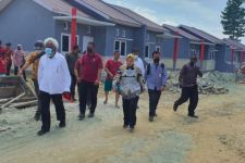Kabar Gembira dari Mensos Risma Buat Warga Terdampak Banjir Bandang Sentani - JPNN.com Papua