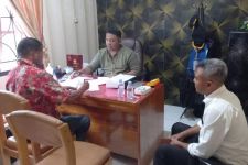 Oknum Kepala Kampung Ditangkap Gegara Gelapkan Dana Desa Rp 1,7 M  - JPNN.com Papua