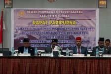 Dewan Sahkan APBD Perubahan Kabupaten Puncak Bernilai Rp 2,3 Triliun - JPNN.com Papua