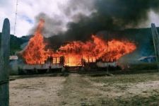 Polda Ungkap Pelaku Pembakaran Kantor Distrik Kebo di Paniai, Ternyata - JPNN.com Papua