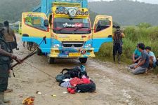 KKB Menelanjangi Anggota TNI di Paniai, Lihat Fotonya - JPNN.com Papua