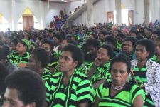 Ribuan Perempuan Papua Hadiri Retreat Kingmi di Dogiyai - JPNN.com Papua