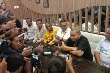 Roy Sebut Gubernur Papua Lukas Enembe Bersedia Diperiksa KPK - JPNN.com Papua