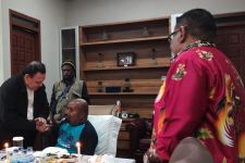 Sambangi Kediaman Lukas Enembe, Ketua KPK: Tidak Tunduk Kepada Kekuasaan - JPNN.com Papua