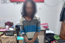 Polisi Tangkap Pengedar Barang Haram dari Makassar, Nih Wajahnya - JPNN.com Papua