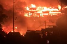 Rusunawa di Kota Jayapura Hangus Terbakar, Warga: Api Menyebar Cepat - JPNN.com Papua