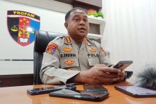 Viral, Oknum Perwira Polisi Ikut Menganiaya Karyawan Jasa Pengiriman - JPNN.com Papua