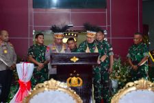 KSAL Laksamana Muhammad Ali Dampingi Panglima TNI Hadiri Peresmian Kantor Baru Polda Papua - JPNN.com Papua