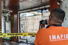 Rumah Dinas Kapolda Papua Terbakar, Bagaimana Kondisi Irjen Fakhiri?  - JPNN.com Papua