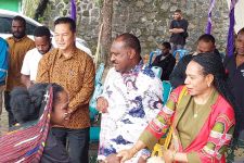 Bupati Puncak Fasilitasi Keberangkatan Jenazah Korban Kebrutalan KKB ke Sulsel - JPNN.com Papua