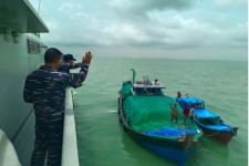 TNI AL Imbau Masyarakat Waspada Cuaca Ekstrem - JPNN.com Papua